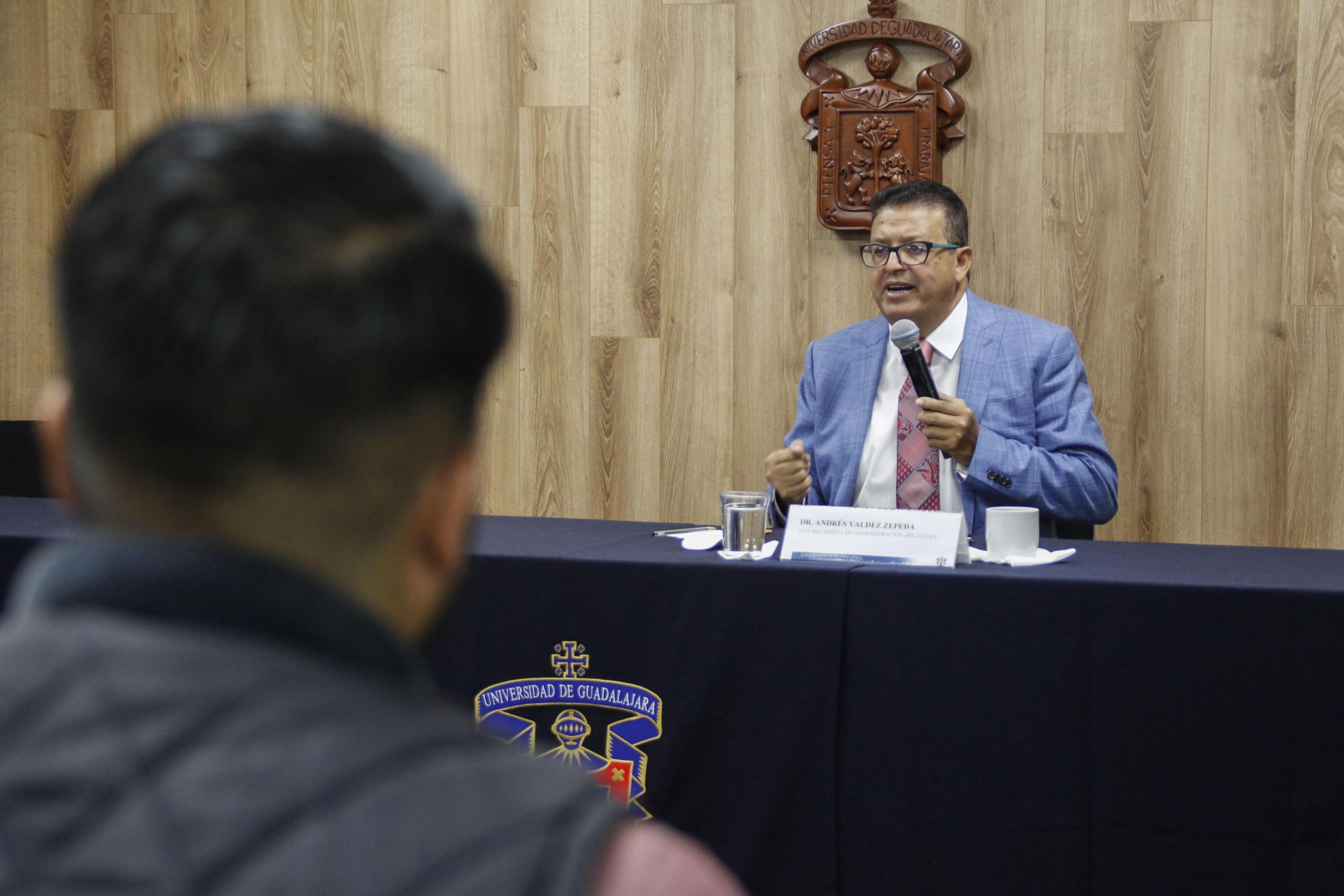 doctor Andrés Valdez Zepeda